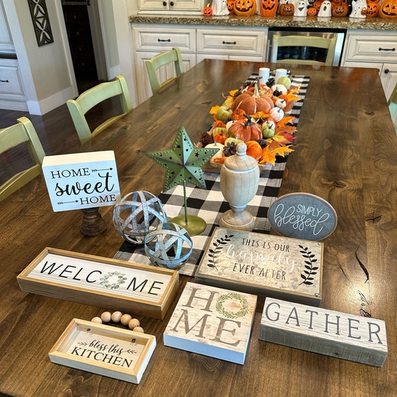 Other - Farmhouse decor lot 11 pieces galvanized metal wood neutral tabletop wall decor